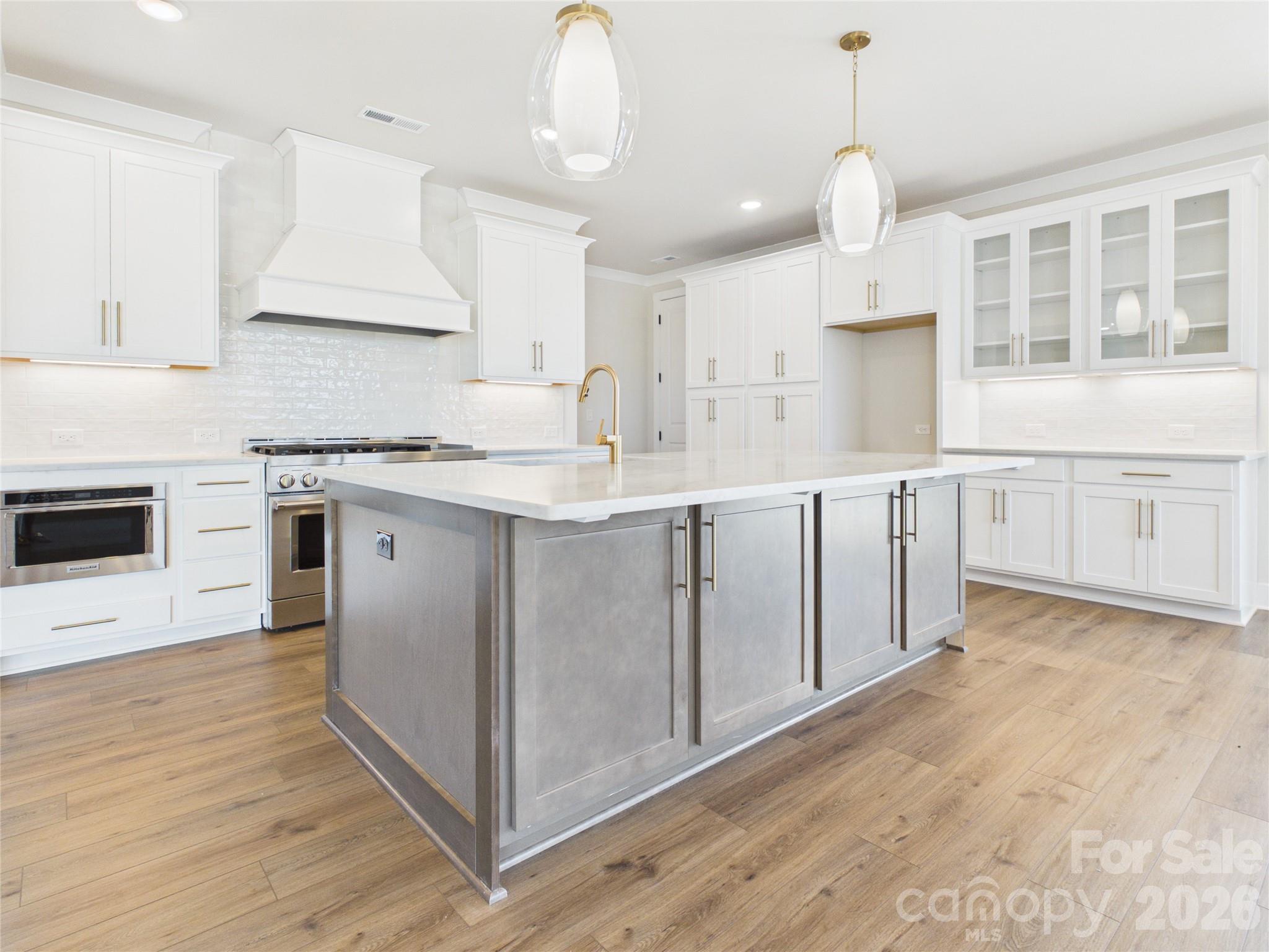 1055 Rolling Meadows Drive