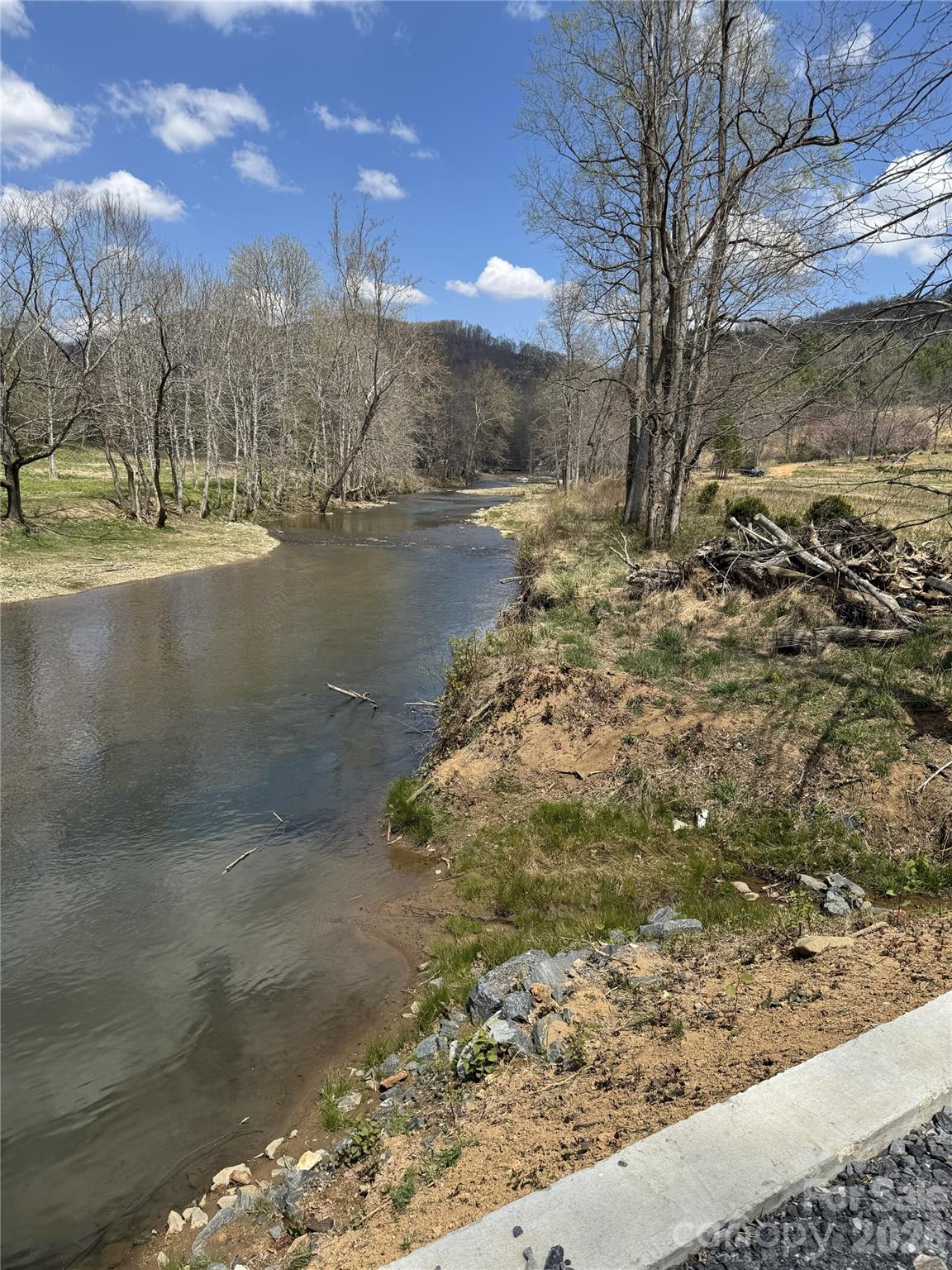 Highland River Estates - Land