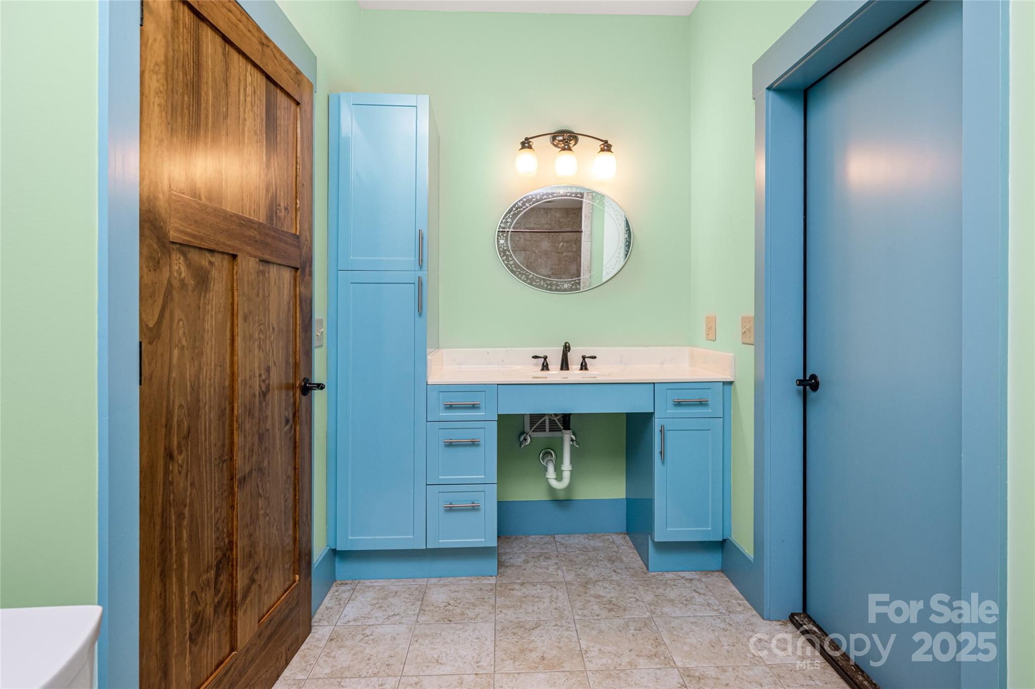 Whisper Mountain - Residential