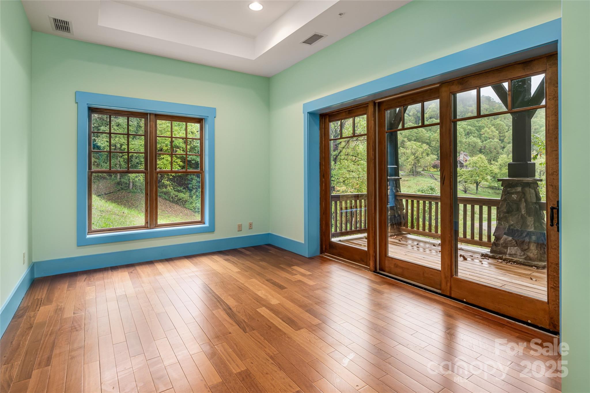 Whisper Mountain - Residential