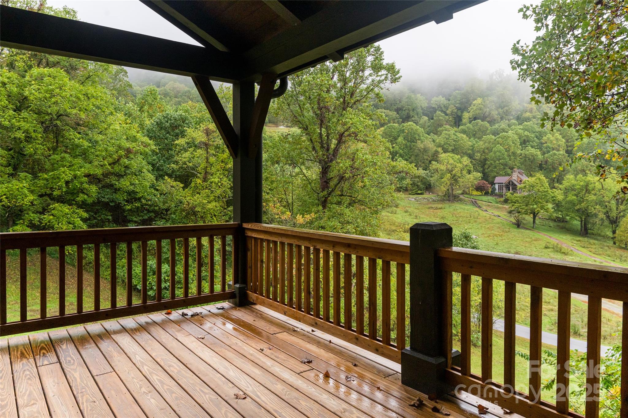 Whisper Mountain - Residential