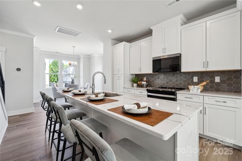 2009 Clarksdale Drive 39 Charlotte NC 28206