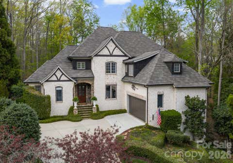 Photo of 1514 Elmsford Lane, Matthews, NC 28105 (MLS # 4371432)