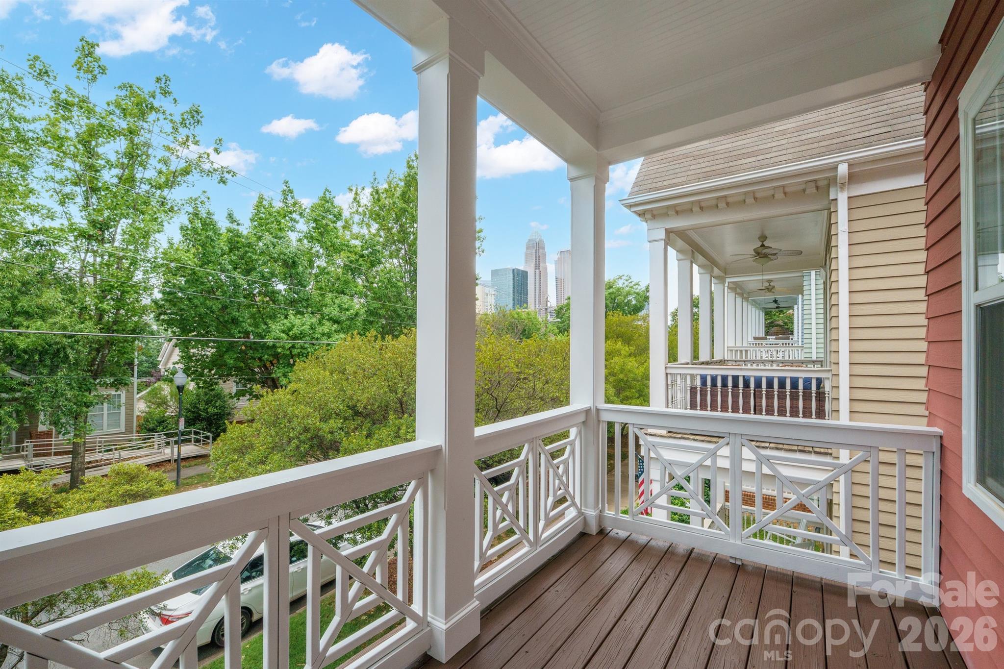 717 E 8th Street