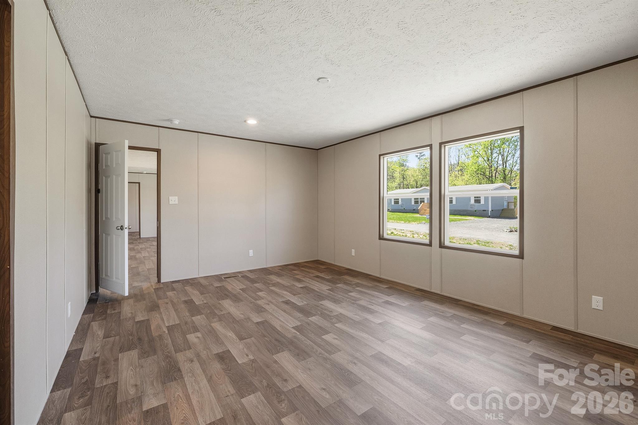 Peaceful Hill - Residential