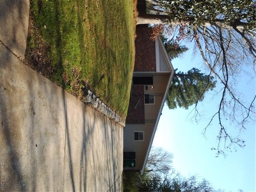 Beautifully renovated and spacious 3 Bedroom home. Kitchen featuring new appliances & new granite countertops.  Driveway large enough for 3 cars.  Fenced-in huge backyard.  Separate Dining Rm. opens to kitchen with pantry closet.  Step down into a spacious fully carpeted family room large enough to convert to a bedroom, with doorway to back yard.  Bedrooms include ceiling fans and plenty of closet space.  The home is conveniently located near bus line #232.