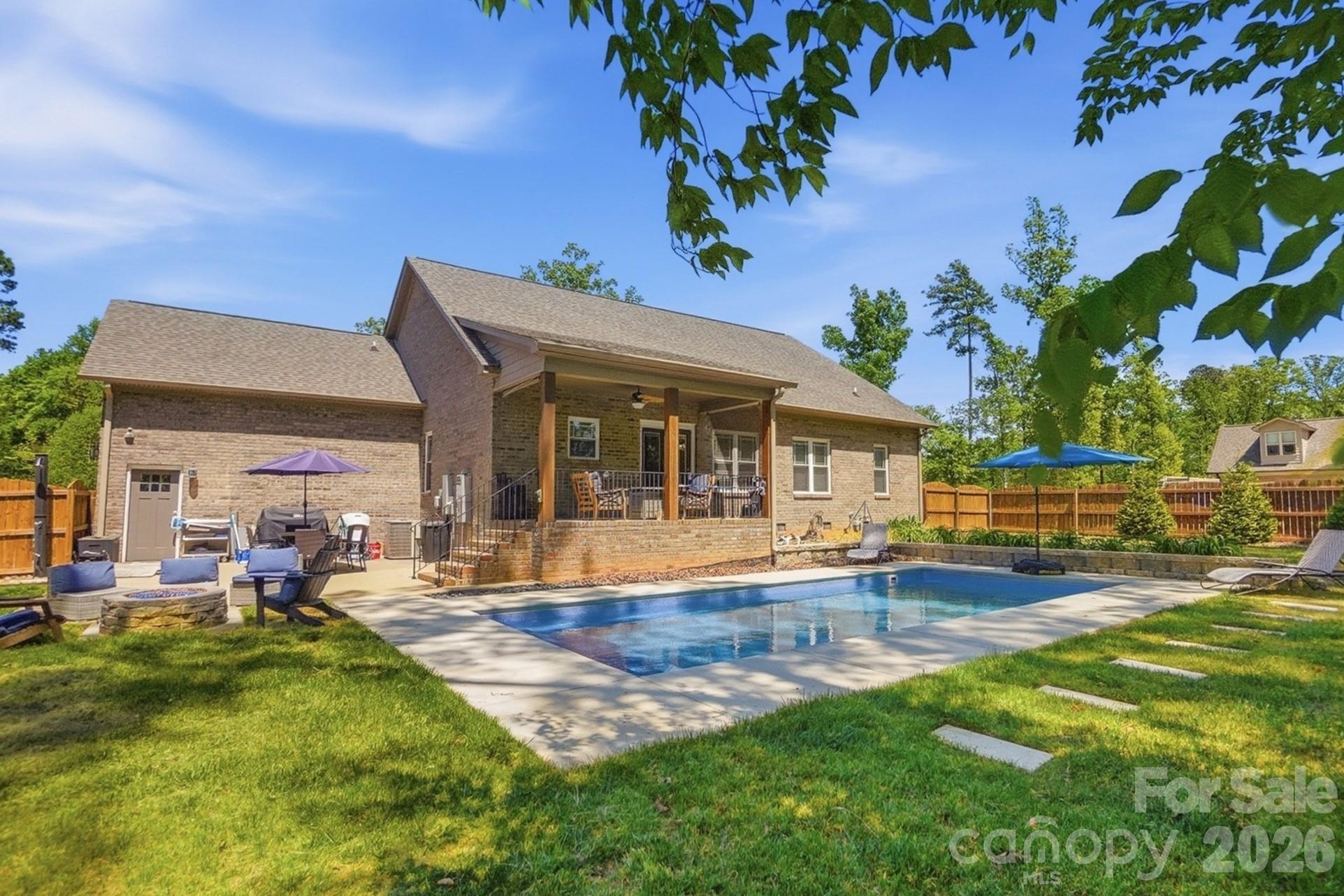 The Oaks at Camden - Residential