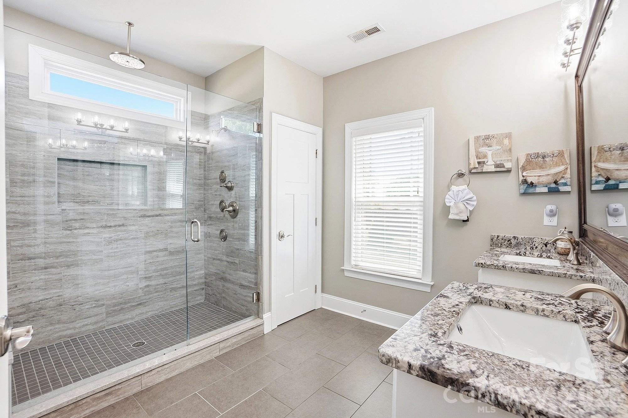 The Oaks at Camden - Residential