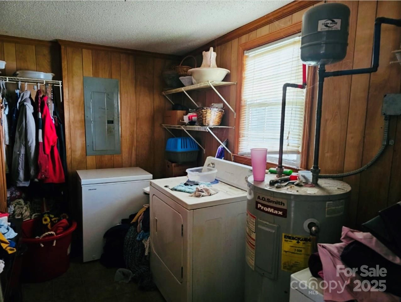 1207 Scenic Drive