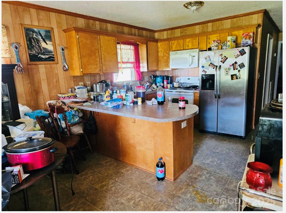 1207 Scenic Drive