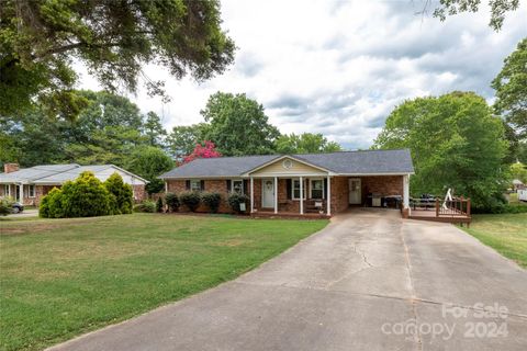 A home in Kings Mountain