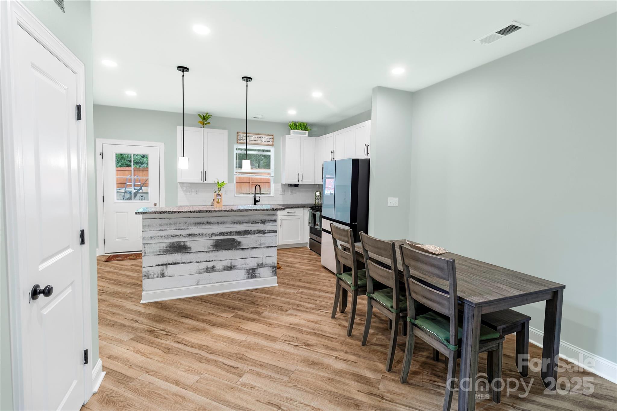 10314 Buccaneer Road
