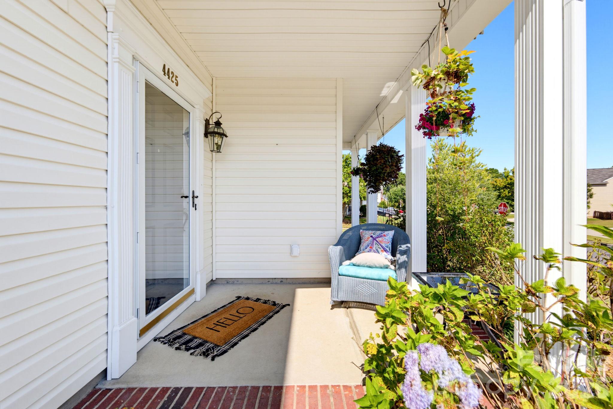 4425 Golden View Drive