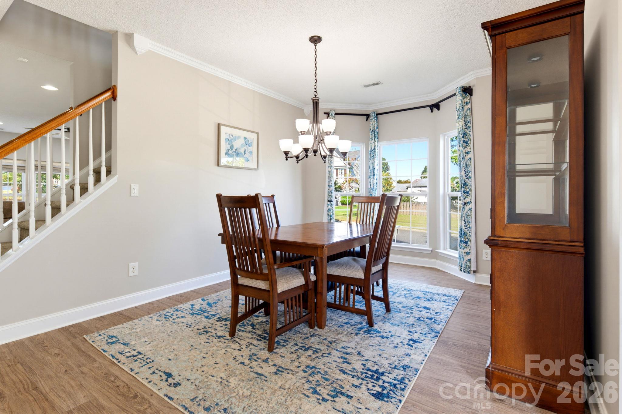 4425 Golden View Drive