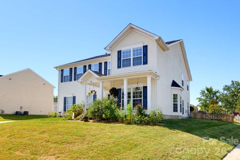 Photo of 4425 Golden View Drive, Charlotte, NC 28278 (MLS # 4437510)