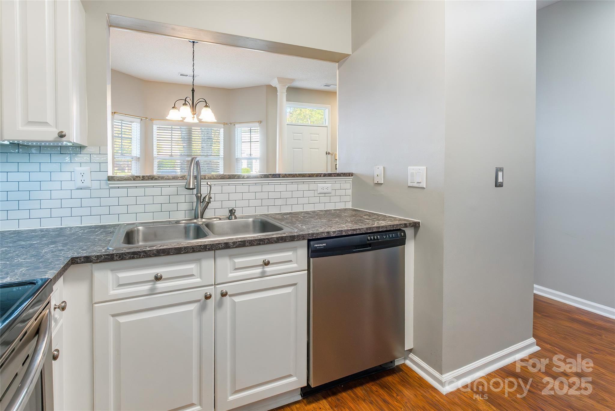 Savannah Townhomes - Residential