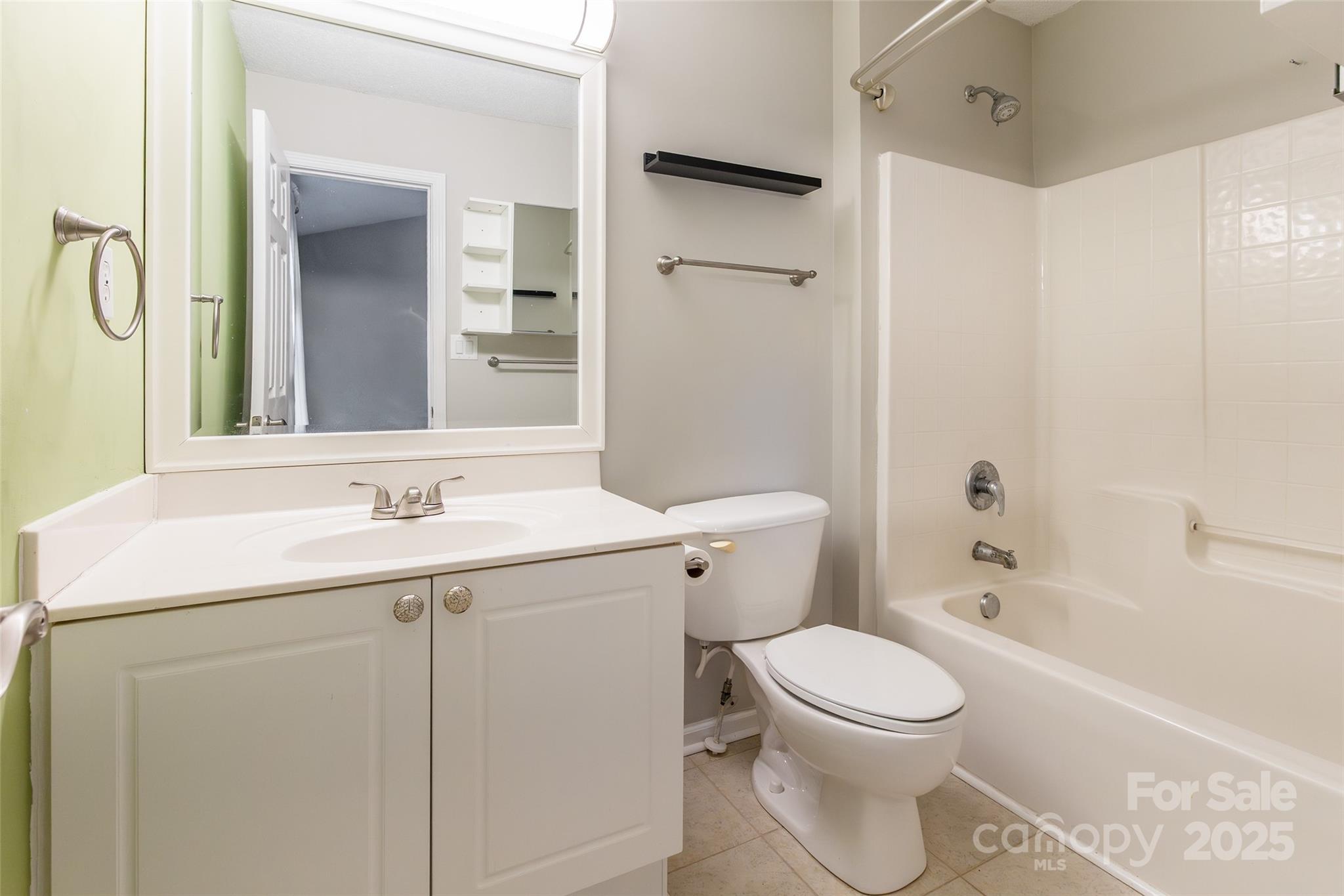 Savannah Townhomes - Residential