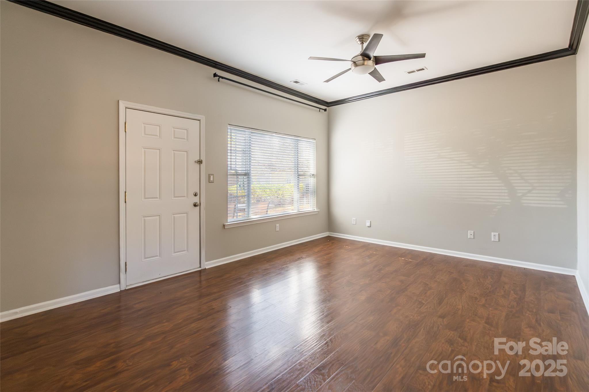 Savannah Townhomes - Residential