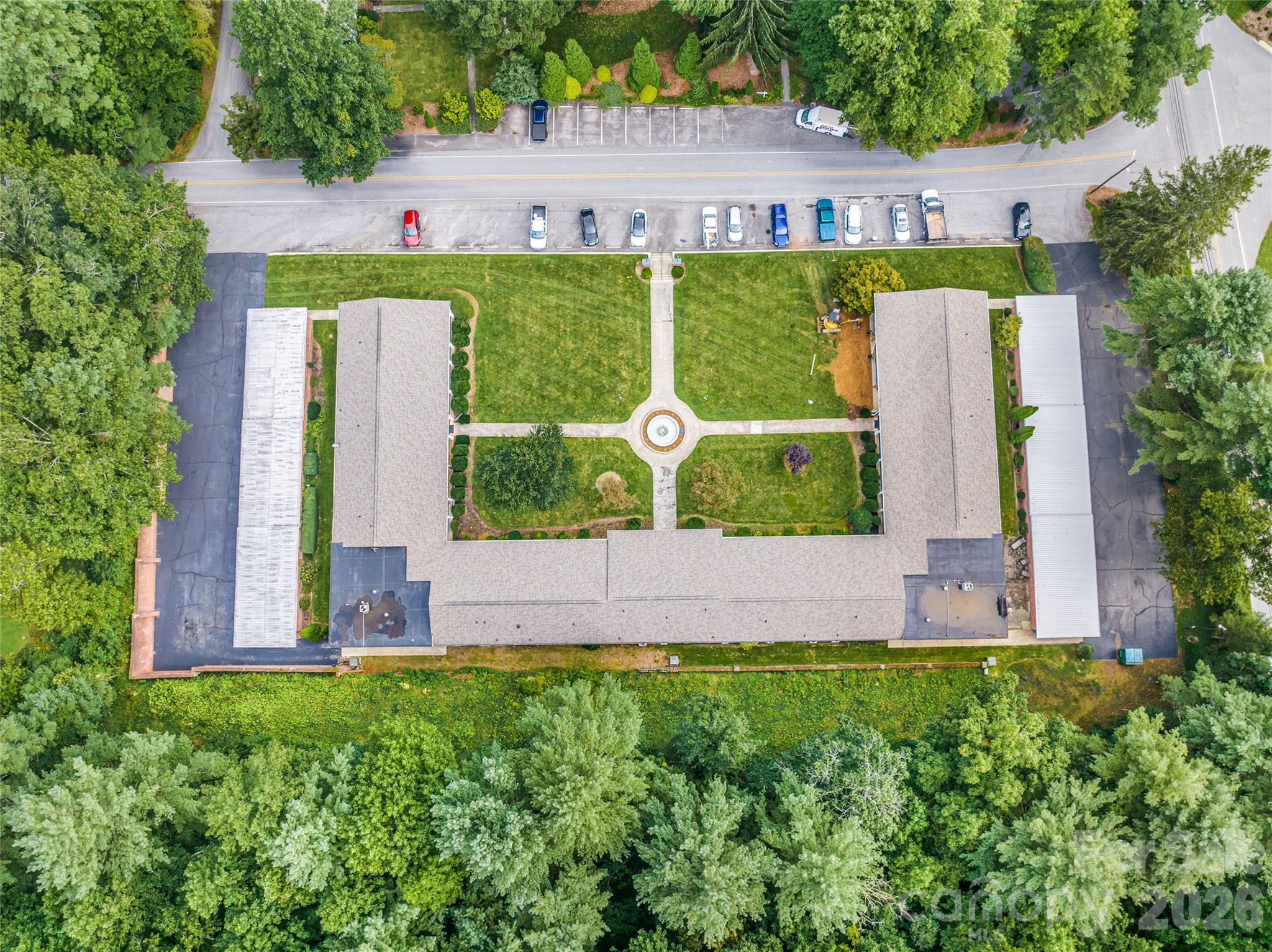 Flat Rock Manor - Residential