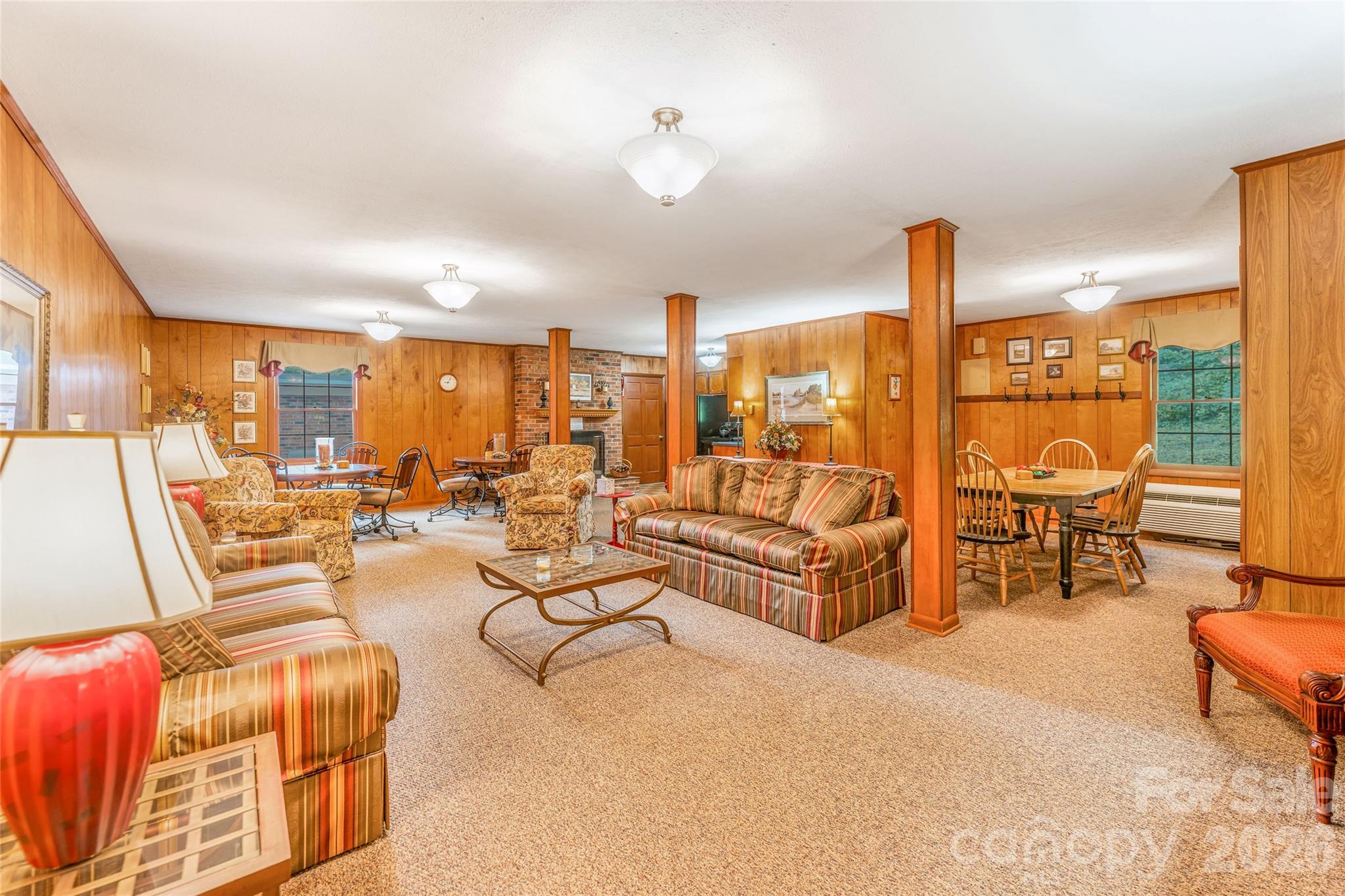 Flat Rock Manor - Residential