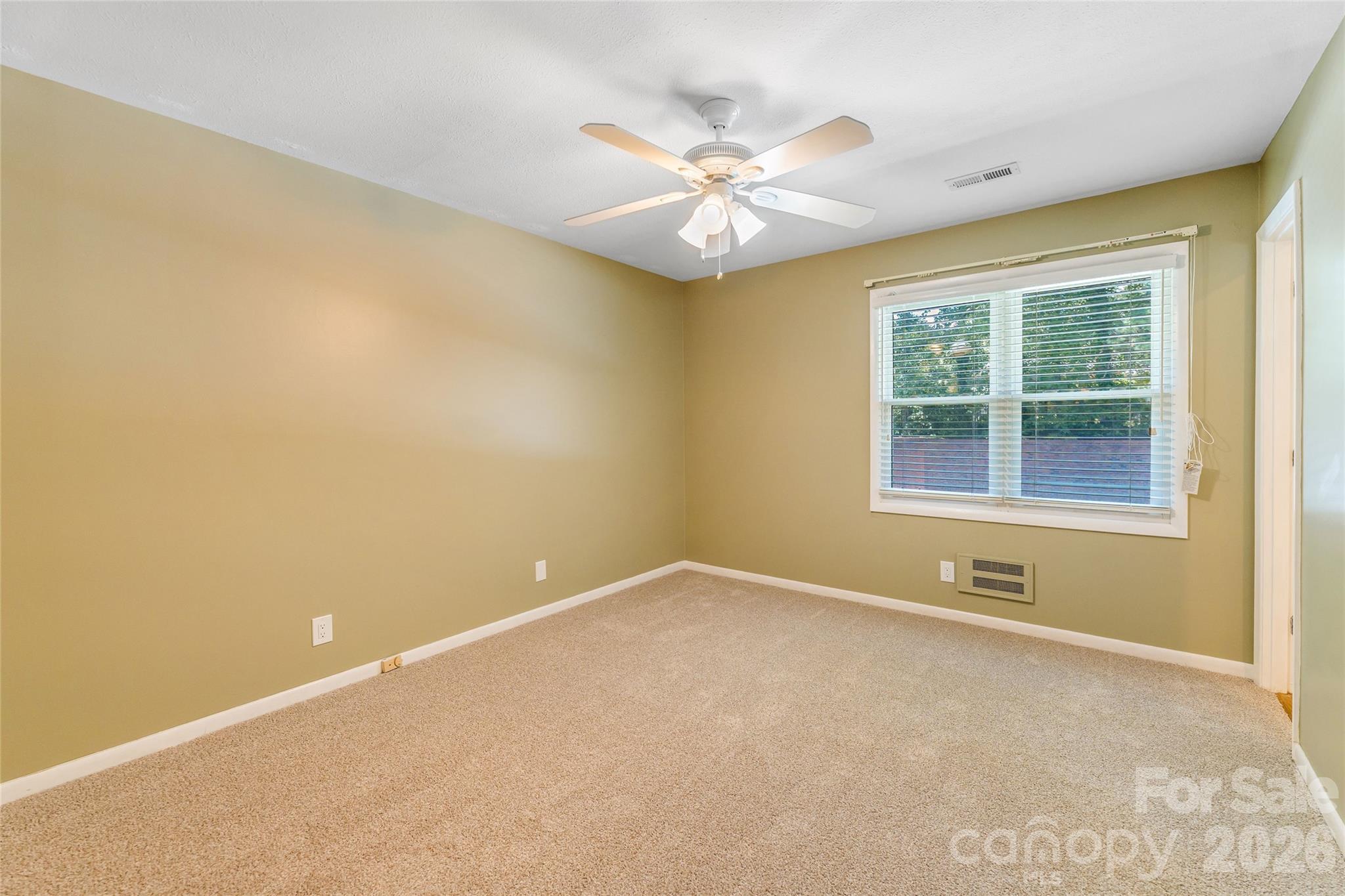 Flat Rock Manor - Residential