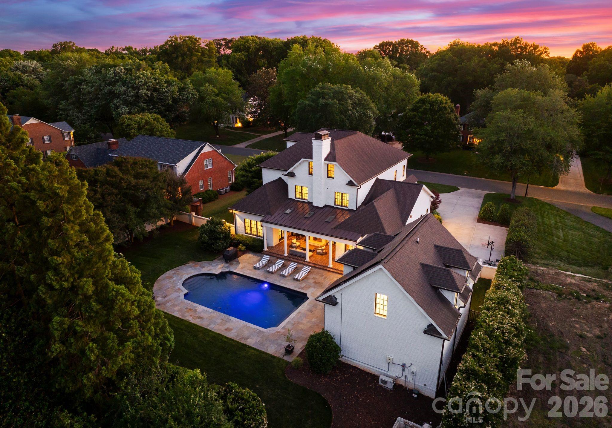 2313 Richardson Drive