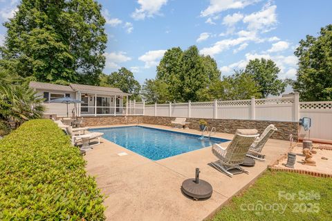 130 Greenwich Drive Statesville NC 28677