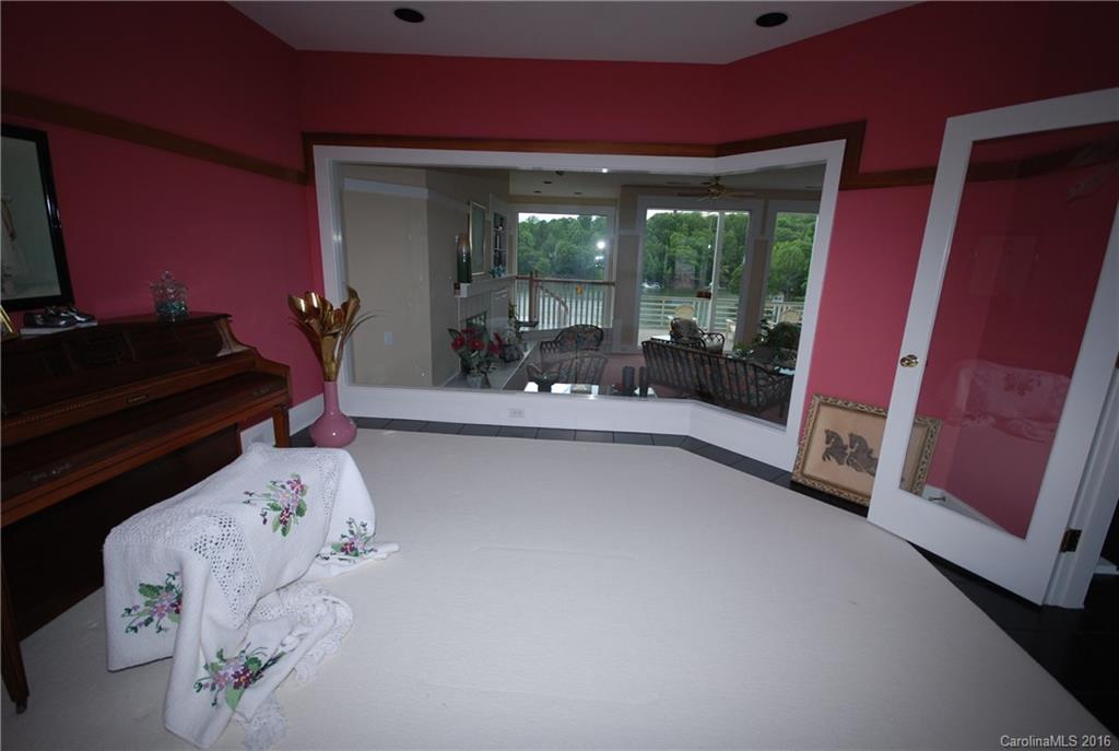 Seven Coves - Residential