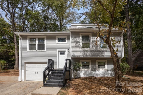 Photo of 9501 Fairway Ridge Road, Charlotte, NC 28277 (MLS # 4396438)