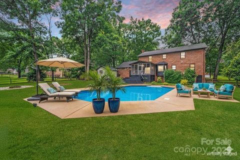 16512 Kimbolten Drive Huntersville NC 28078