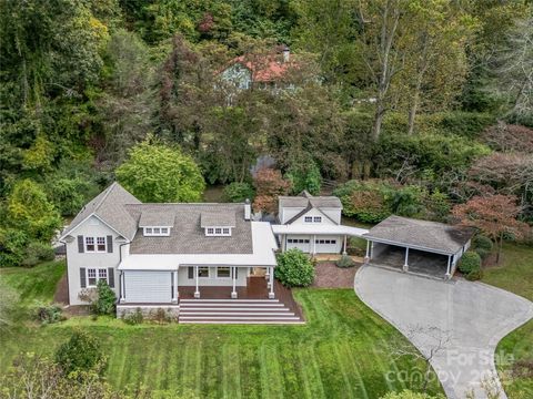Photo of 111 Rathfarnham Circle, Asheville, NC 28803 (MLS # 4308517)