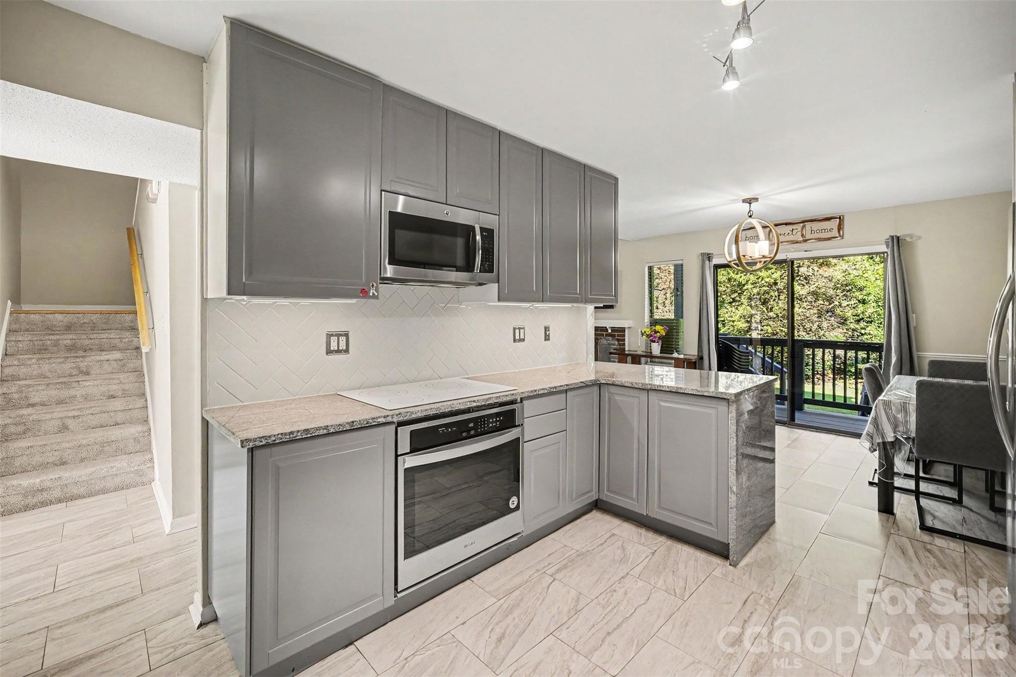 6612 Point Comfort Lane