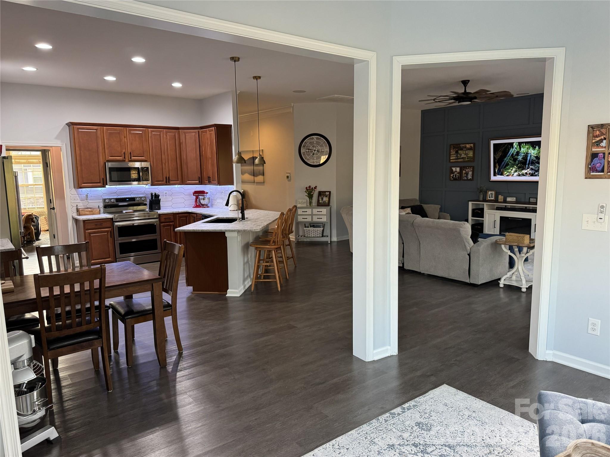 Somerset At Autumn Cove - Residential