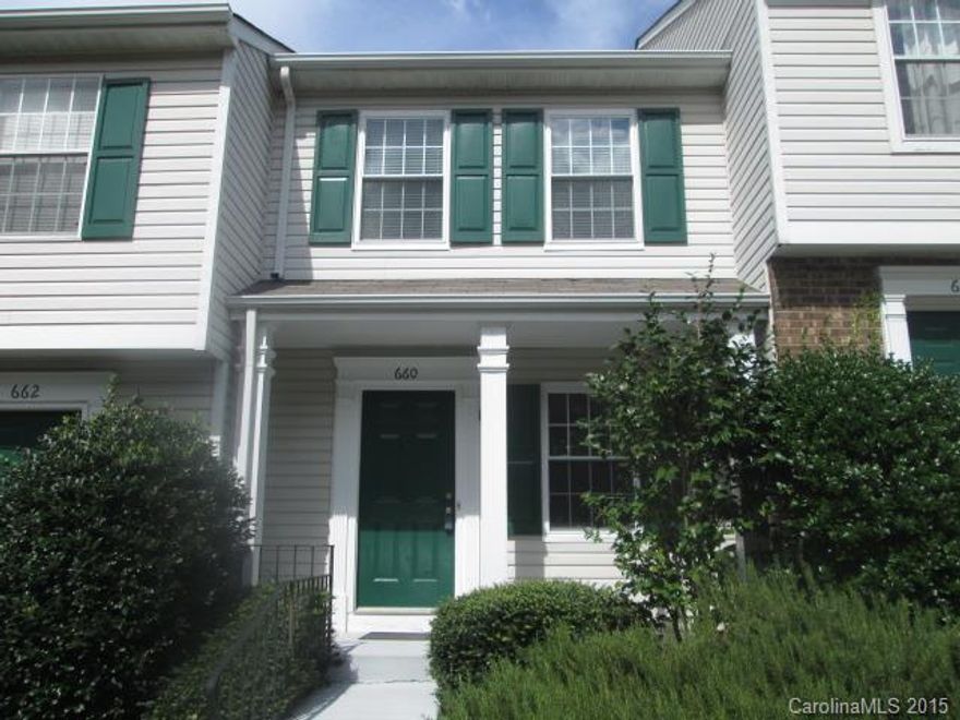 Great three bedroom unit with tons of upgrades located in the heart of UNCC. Water and trash removal included with the monthly rent. Lease term to End June 5, 2016.