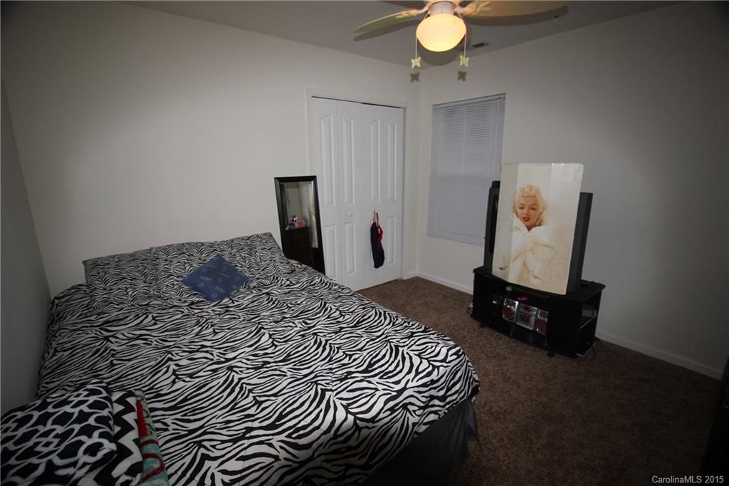 Hawk Ridge - Residential