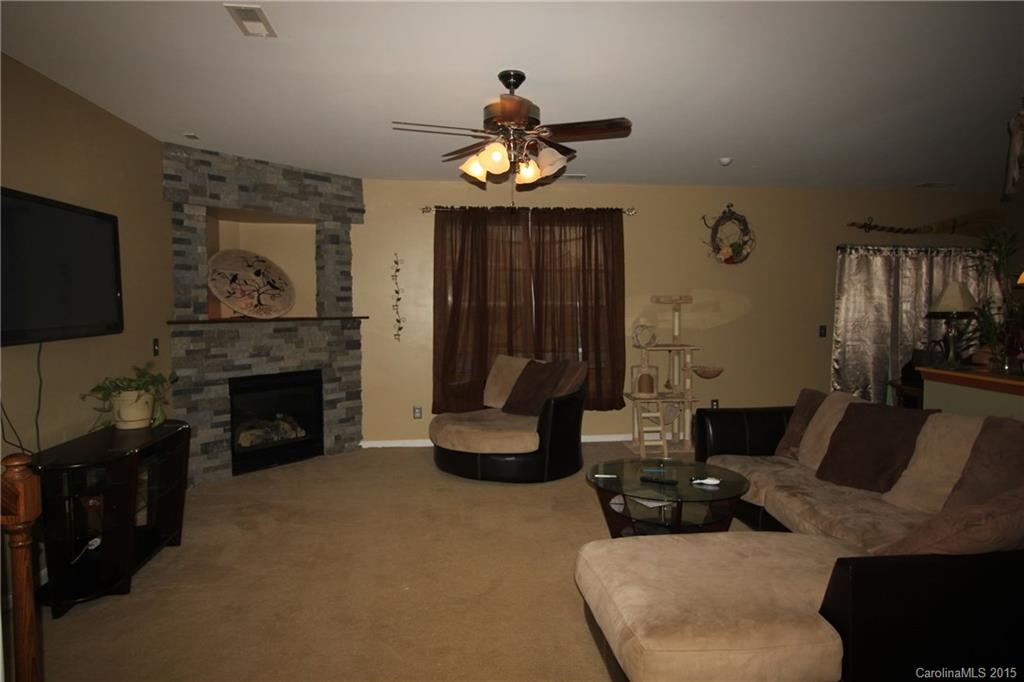 Hawk Ridge - Residential