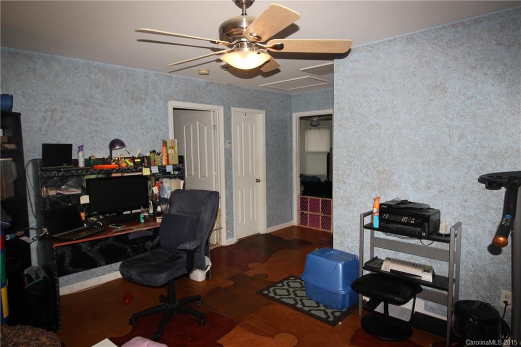 Hawk Ridge - Residential