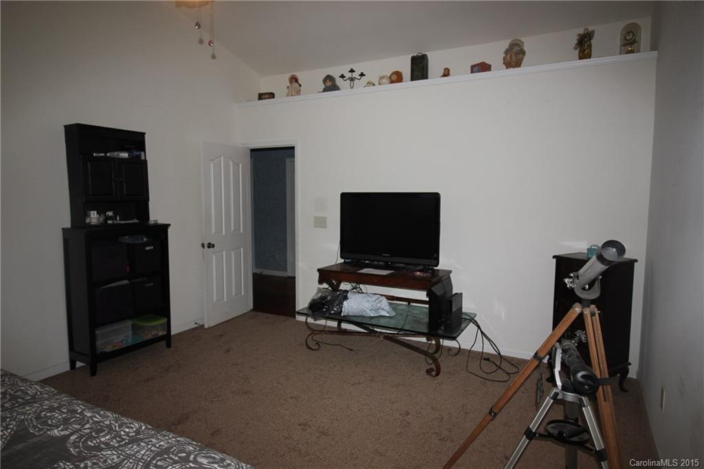 Hawk Ridge - Residential