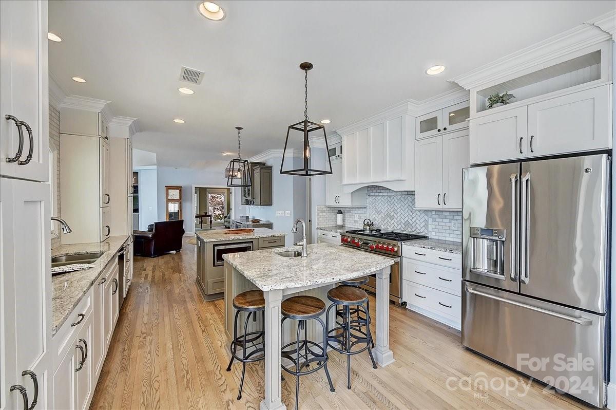 Lakepointe South - Residential