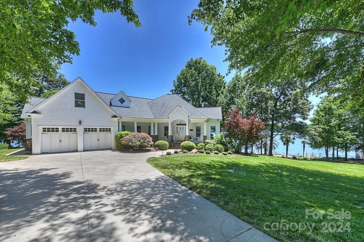 Lakepointe South - Residential