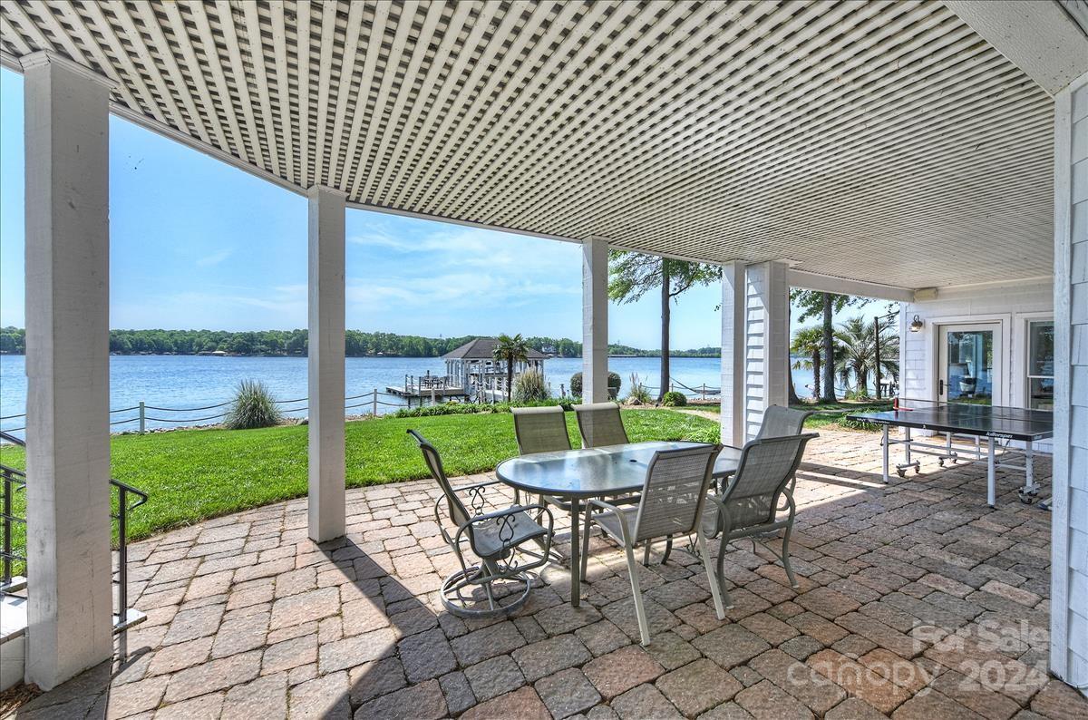 Lakepointe South - Residential