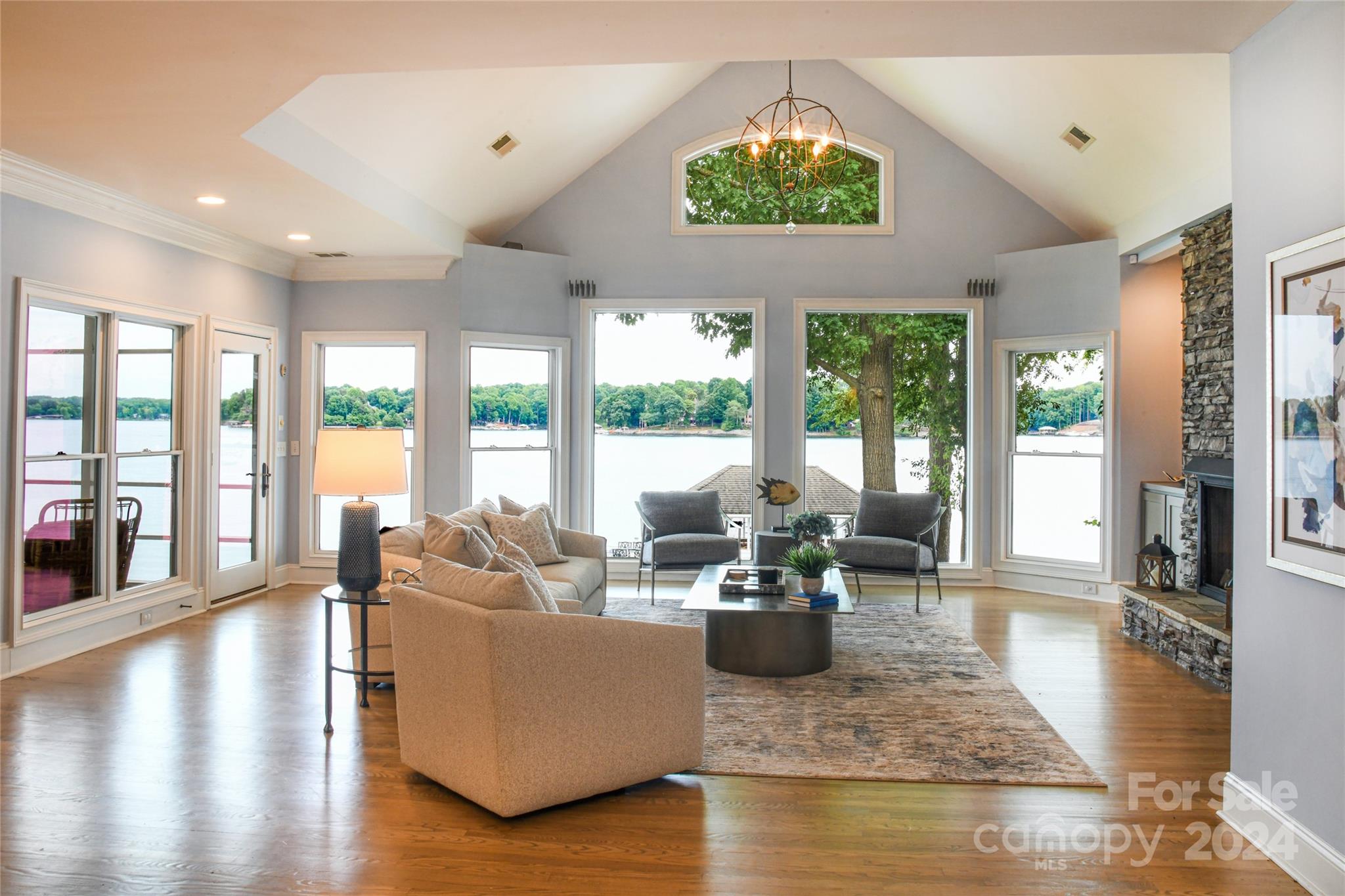 Lakepointe South - Residential