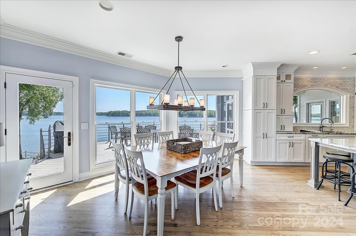 Lakepointe South - Residential