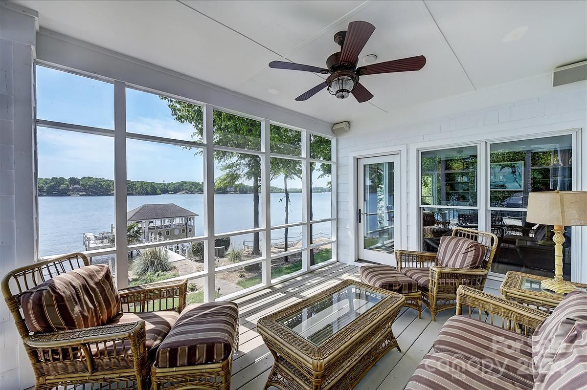 Lakepointe South - Residential