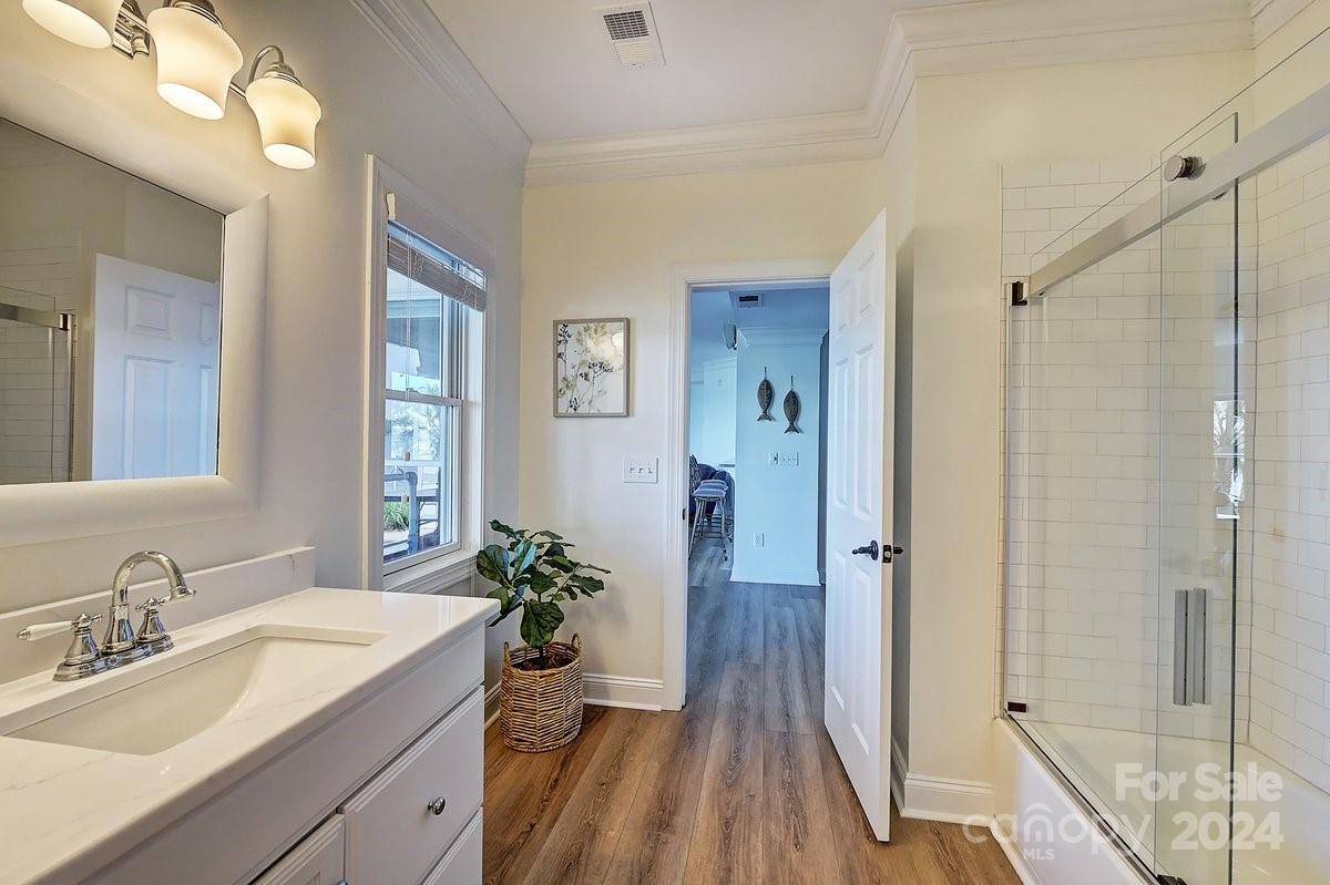 Lakepointe South - Residential