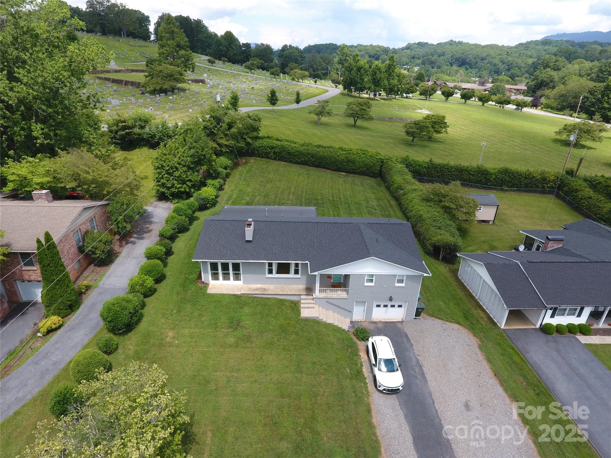 84 Azalea Drive