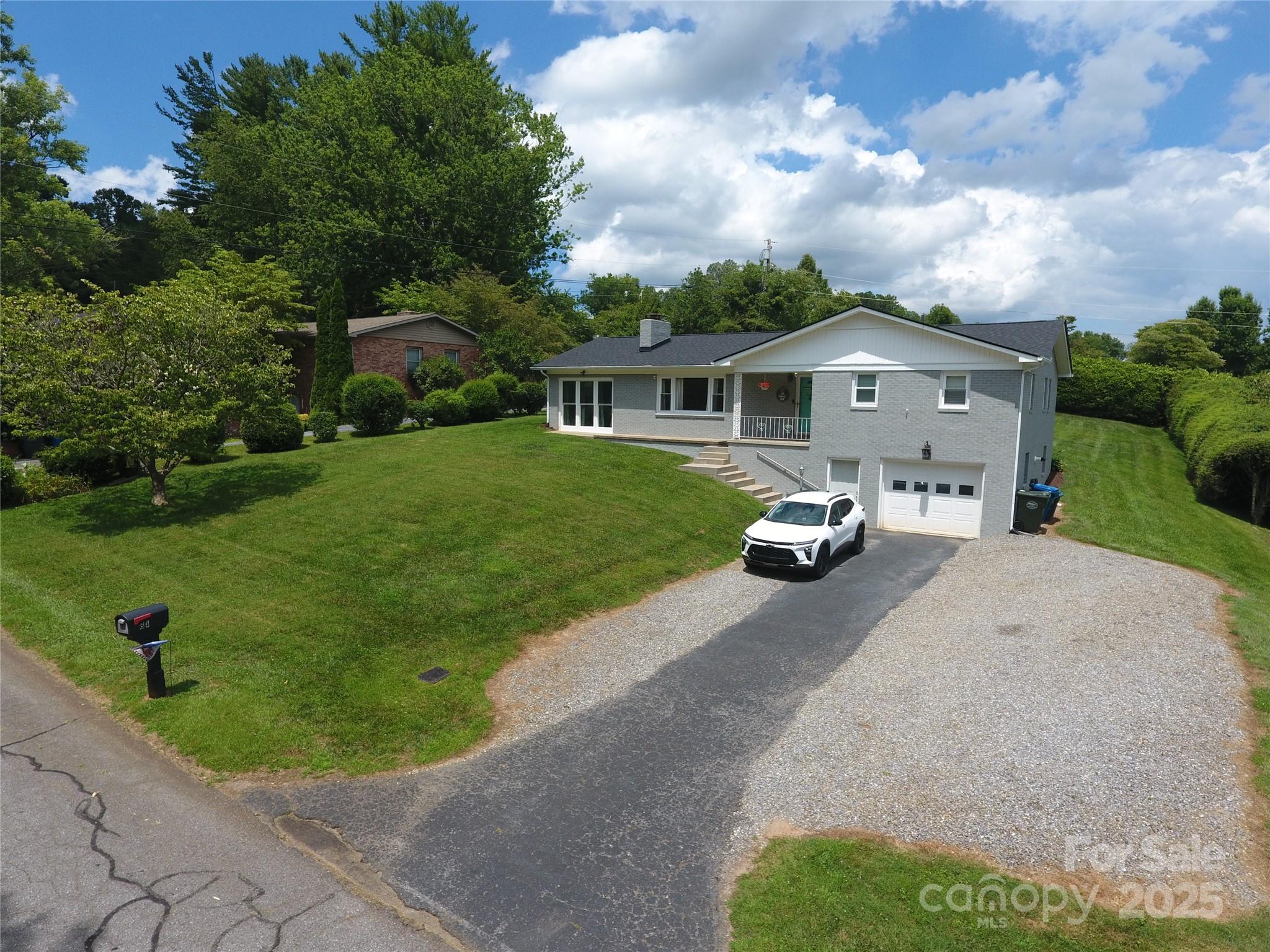 84 Azalea Drive