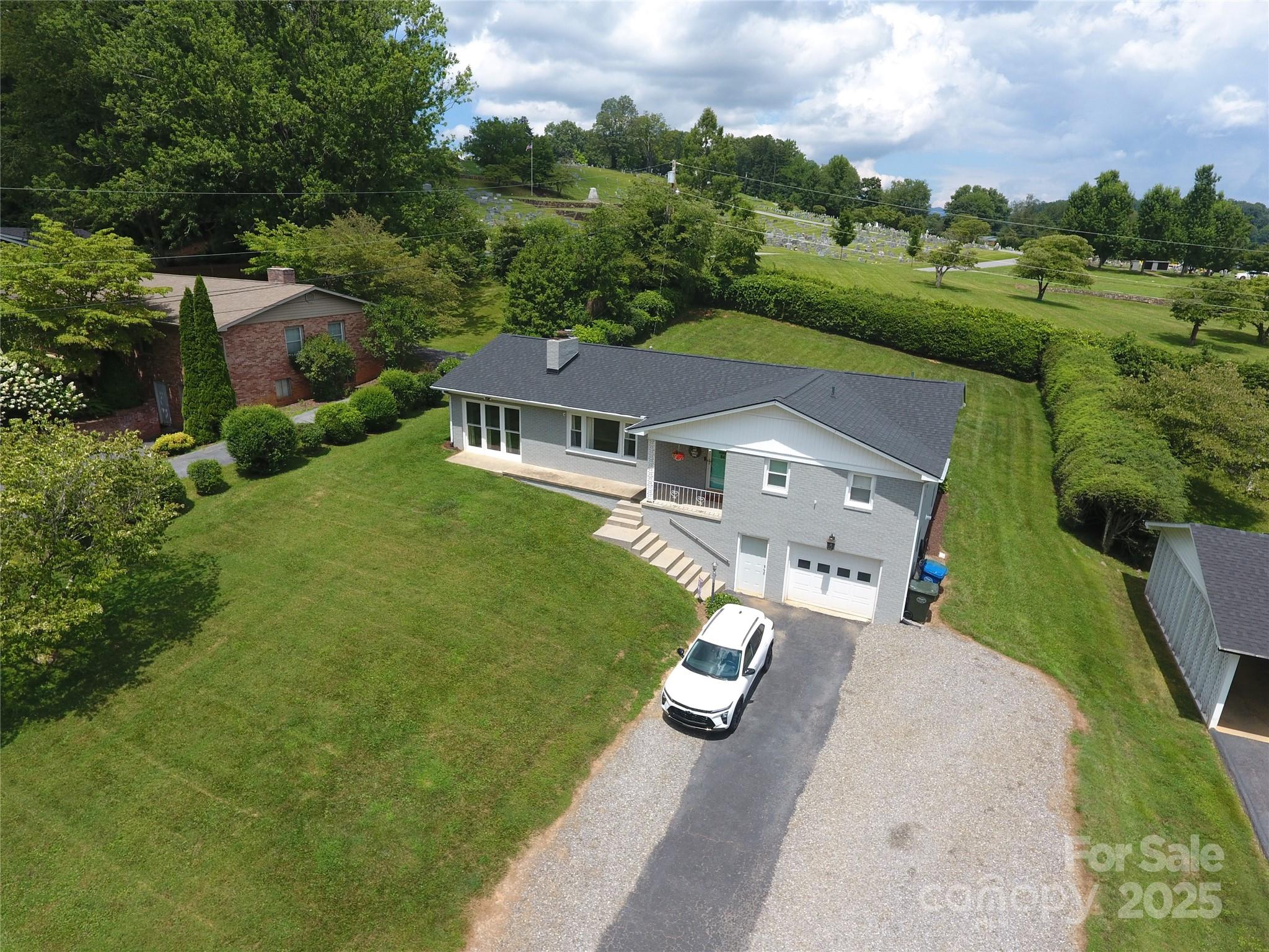 84 Azalea Drive