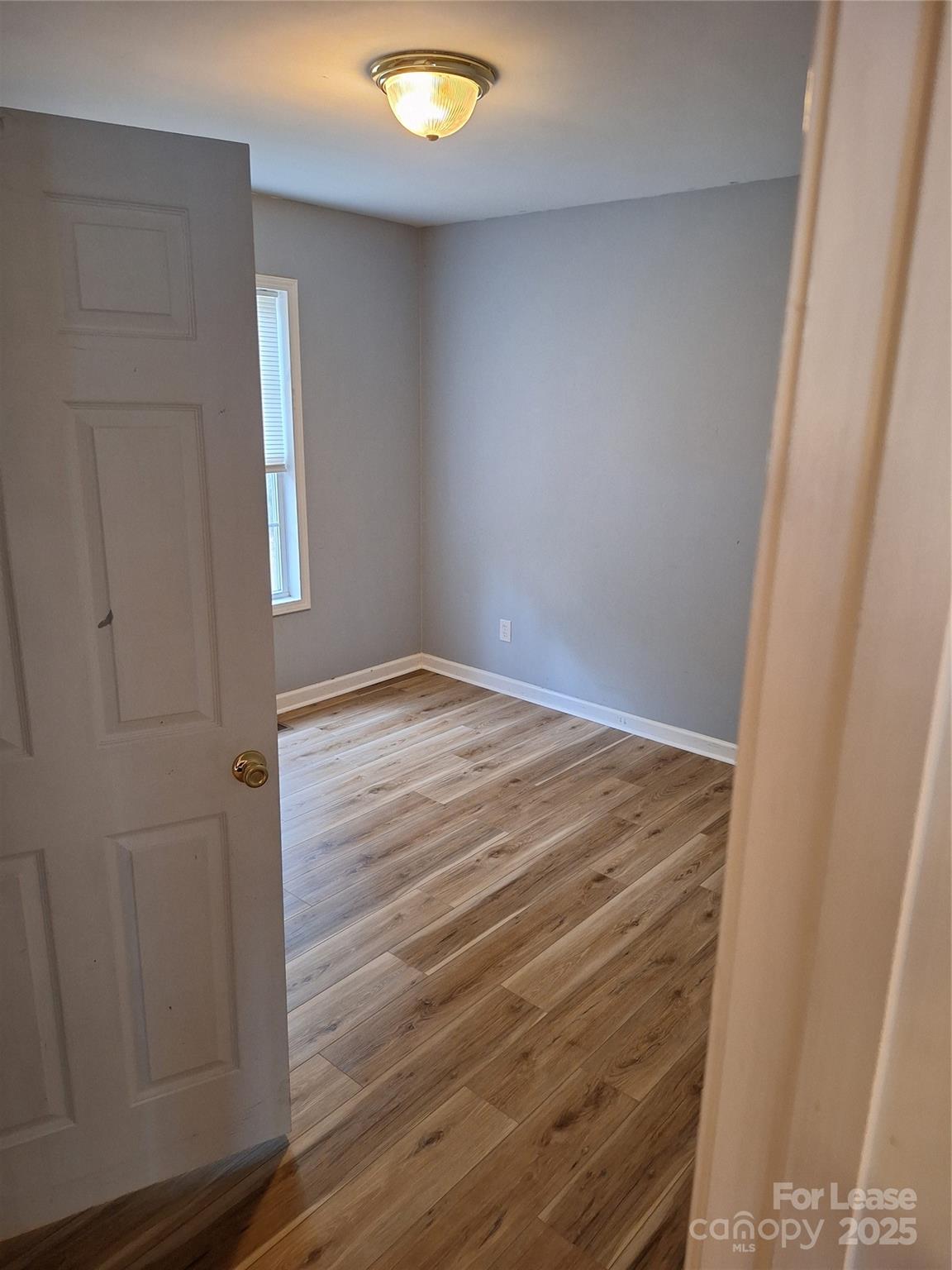 English Garden Park - Residential Lease