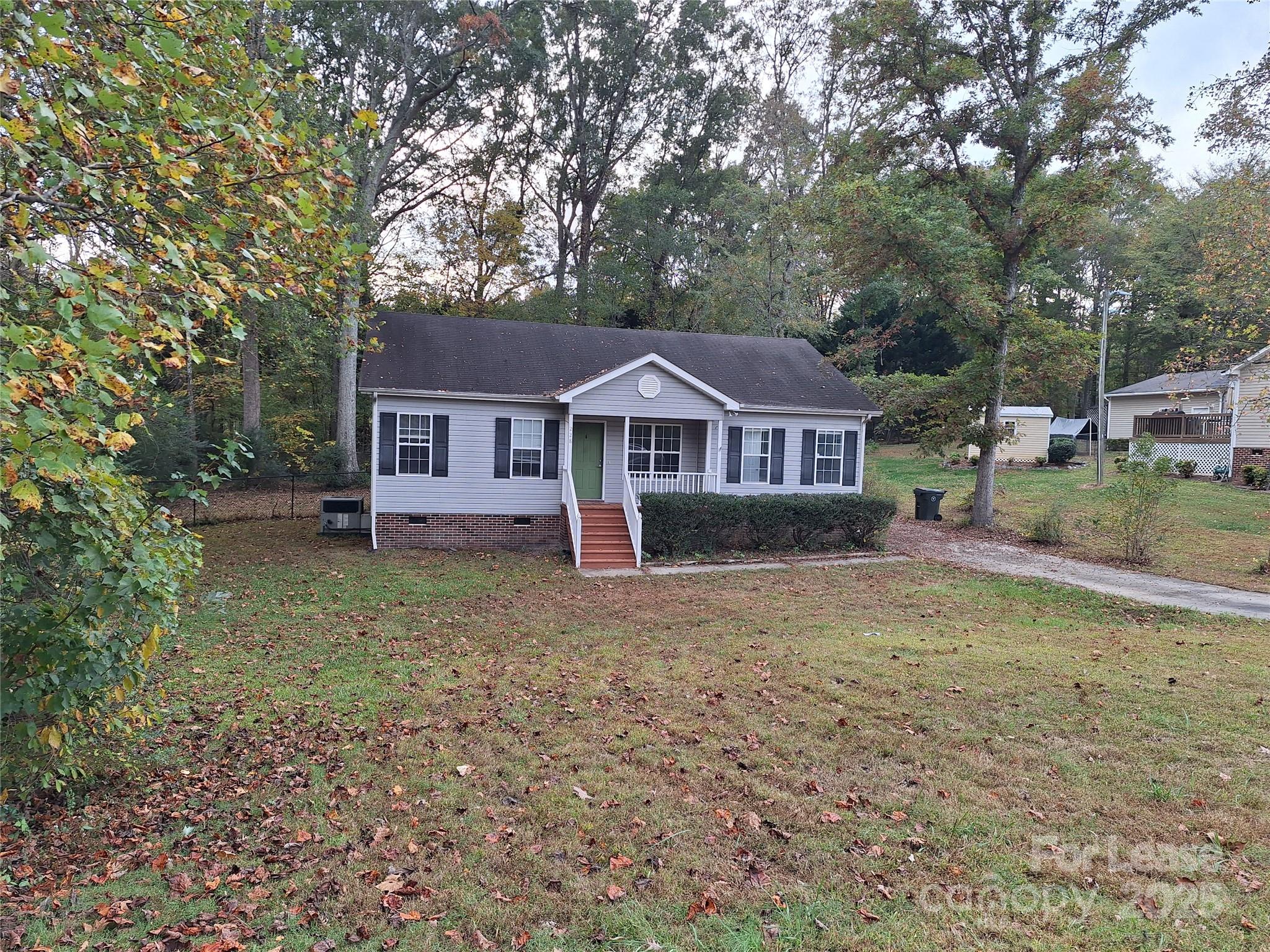 English Garden Park - Residential Lease